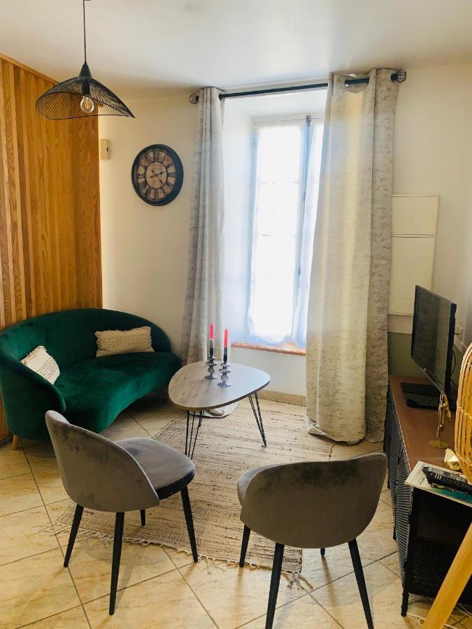 La Roseraie De L Arguenon, Appartement Charmant Centre Ville Jugon-les-Lacs المظهر الخارجي الصورة